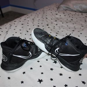 nike kyrie 7s